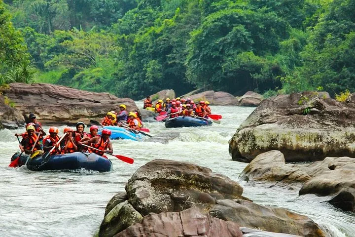 Rafting en eau vive au Sri Lanka